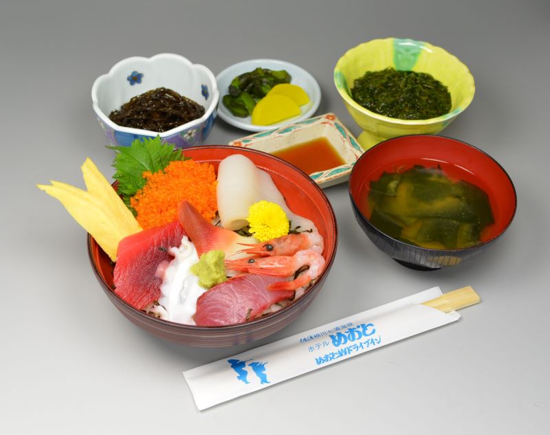 豪華海鮮丼セット
